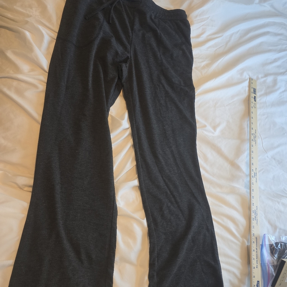 Serra Straight Leg Pants